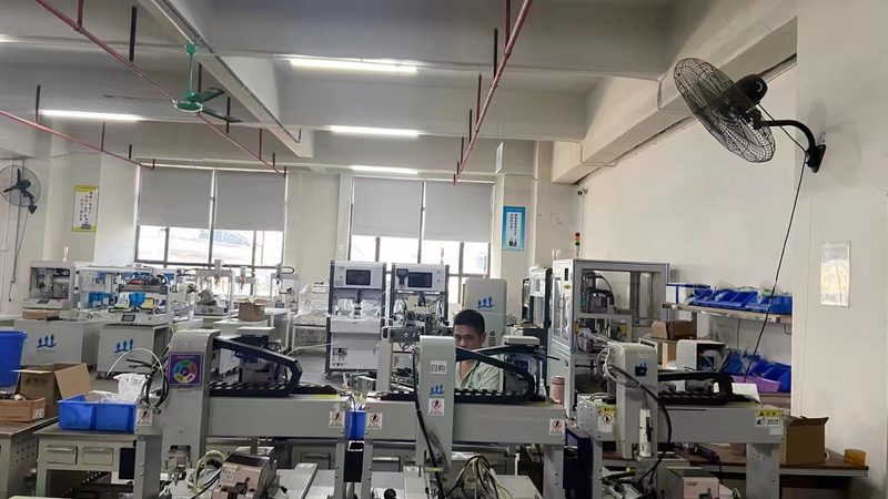 揭秘AGV叉车行业：十大品牌背后的技术考量